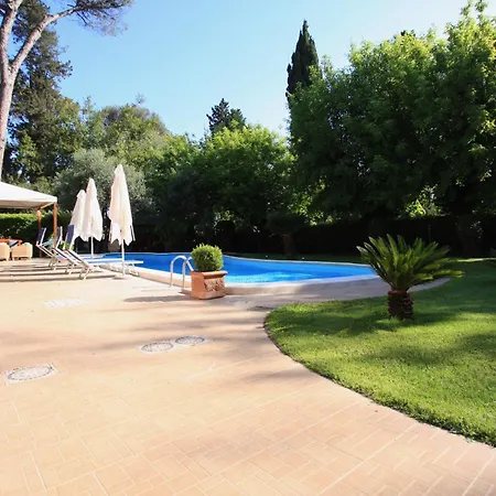 Appia Antica 1br With Swimming Pool * ローマ