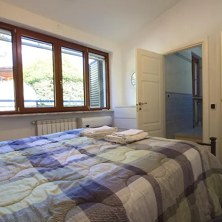 Appia Antica 1br With Swimming Pool